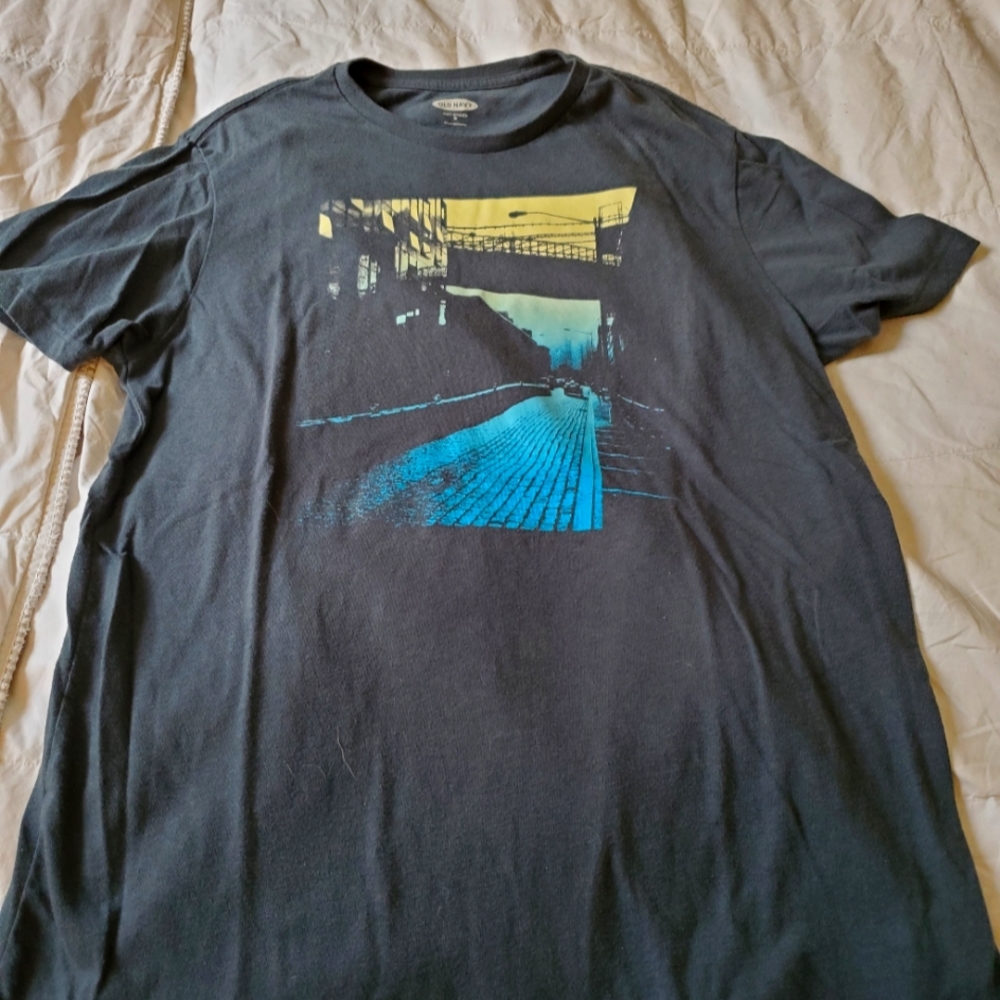 Men's Print City Scape Tshirt Old Navy Size M
